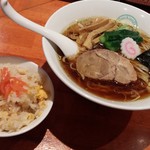 麺屋 六感堂 - チャコ店長の中華そば（チャコ中）限定麺＋チャーハン