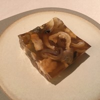 ミチノ・ル・トゥールビヨン - 白菜で巻いた河豚と彩り野菜 バターモンテしたクリーム 河豚の煮凝り