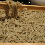 手打ち十割そば 振甫町 縁 - 八ヶ岳産信濃一号は、微粉ながら香り立ち歯ごたえ抜群、喉越し良し！