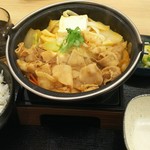 Yoshinoya - 辛辛キムチ鍋膳　680円