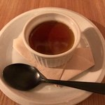 MushaMusha - ピスタチオのプリンカラメルソース