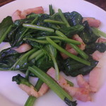 バーガー＆パブ ChouChou POPON - ほうれん草とベーコンのバターソテー