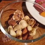 JZ Brat - 「ミックスナッツ」　¥500