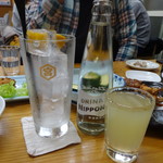 四ツ木製麺所 - チェーサーがすだちハイ