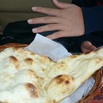 スビマハル - びっくりするほど大きなナン