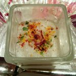 モナリザ - 泡立てた牛蒡の料理のアップ