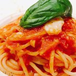 創作イタリアン Gemelli - パスタのアップ トマトソースも濃厚だけどさらっとしていてグッド！