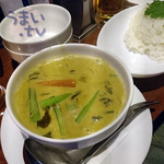 楽屋 - 「季節野菜のイエローカレー」972円