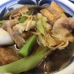 肉汁うどん利八 - きのこ汁の肉増しスープ、絶品！