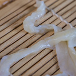 ひびき庵 - 饂飩（うんどん）、手切（てぎり）による縒（よ）れ