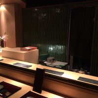 カブ 西麻布 - カウンター左サイド