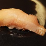 寿しの吉乃 - さわらの漬け