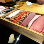 乙女寿司 - タネ箱