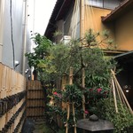 乙女寿司 - 前庭