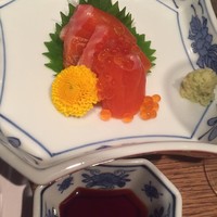 柳家 - 桜鱒と鱒子。これも豊かな自然の恵み。全体の中で良いアクセントに。