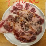 ホルモン焼肉 たか家 - 