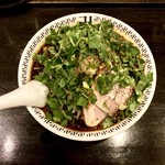 スパイス・ラー麺 卍力 - ＜2017年12月再訪・27回目＞スパイスラーメン・もやし・パクチー・1,030円