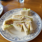 チャウ - ポテサラサンド