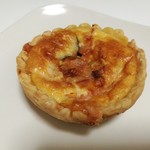 ブーランジュリー パリゴ - ズッキーニやトマト入り、キッシュプロヴァンサル259円