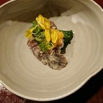 りょうりや 御旅屋 - 子持蝦蛄の黄身酢掛け