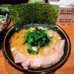 ラーメン 末廣家 - ラーメン