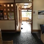 Hakusui - 店内入ると こんな感じ
                      右奥がカウンター席