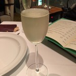 カーザ ヴィニタリア - Spumante  Prosecco dl Valdobbiadene "JEIO", Bisol 800円
