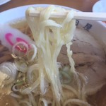 青竹手打ラーメン 日向屋 - 美しい麺
