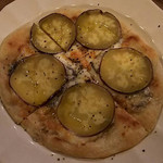 立ち拠り酒場 榮 - 2017.12.8  【本日のピザ】 ゴルゴンゾーラのピザ   600円