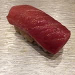 鮨 真菜 - 中トロ