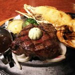 肉の万世 ステーキハウス - モモ肉のステーキ(200g)とロブスター(半身)