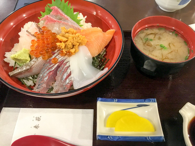 海鮮丼 By Atsushisaito レストラン 来萩 東萩 魚介料理 海鮮料理 食べログ 海鮮丼 By Atsushisaito レストラン 来萩 東萩 魚介料理 海鮮料理 食べログ