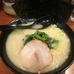 Yokohama Iekei Ramen Hinokiya - 豚骨ラーメン塩味 690円