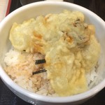 四谷 政吉 - ちゃんと旨いんじゃが、牡蠣バター天食した後だと頼りなく感じるミニ牡蠣天丼