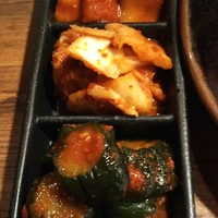 大衆肉酒場 こだわり米 匠 - ３種キムチ盛り合わせ
