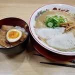 天下一品 - 新メニュー、豚角煮丼定食♪