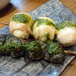 炭火伊酒場とりっとりあ - △エスカルゴのジェノベーゼソース　うずらの豚バラ巻ジェノベーゼ各230円