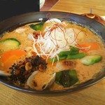 湖麺屋 リールカフェ - ほうとう仕立て豆乳味噌ﾗｰﾒﾝ