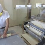 Sakaeda Udon - 麺は手打ちで機械切り
