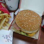 マクドナルド 仲町台駅前店