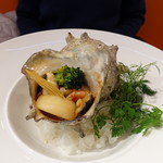 ビストロ ダイア - ブイヤベースサザエのつぼ焼き仕立て