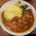SPICY CURRY 魯珈 - 限定カレー 忘年会シーズン対策！トマトたっぷり手羽元のペッパースープカレーのライス大盛