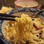 福来麺菜館 - 麺リフト