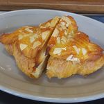 breadworks - クロワッサンザアマンド