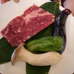 Bishoku Rairai - 赤肉ランチ・200g(2200円)