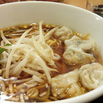 王ちゃんの中華 - ワンタン麺