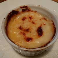キハチ 青山本店 - 前菜のズワイ蟹とポテトの熱々グラタン