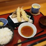 酒飯みなづ喜 - 天婦羅定食アングルバージョン