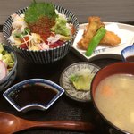 Kanya Hiro - 海鮮丼ランチ1000円税込 さらにコーヒーがついてきます。