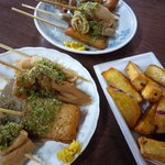 おでんと大学いも（880円）